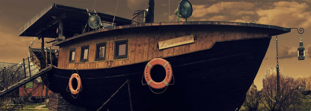 إيغل Crazy Lounge Bnb المظهر الخارجي الصورة