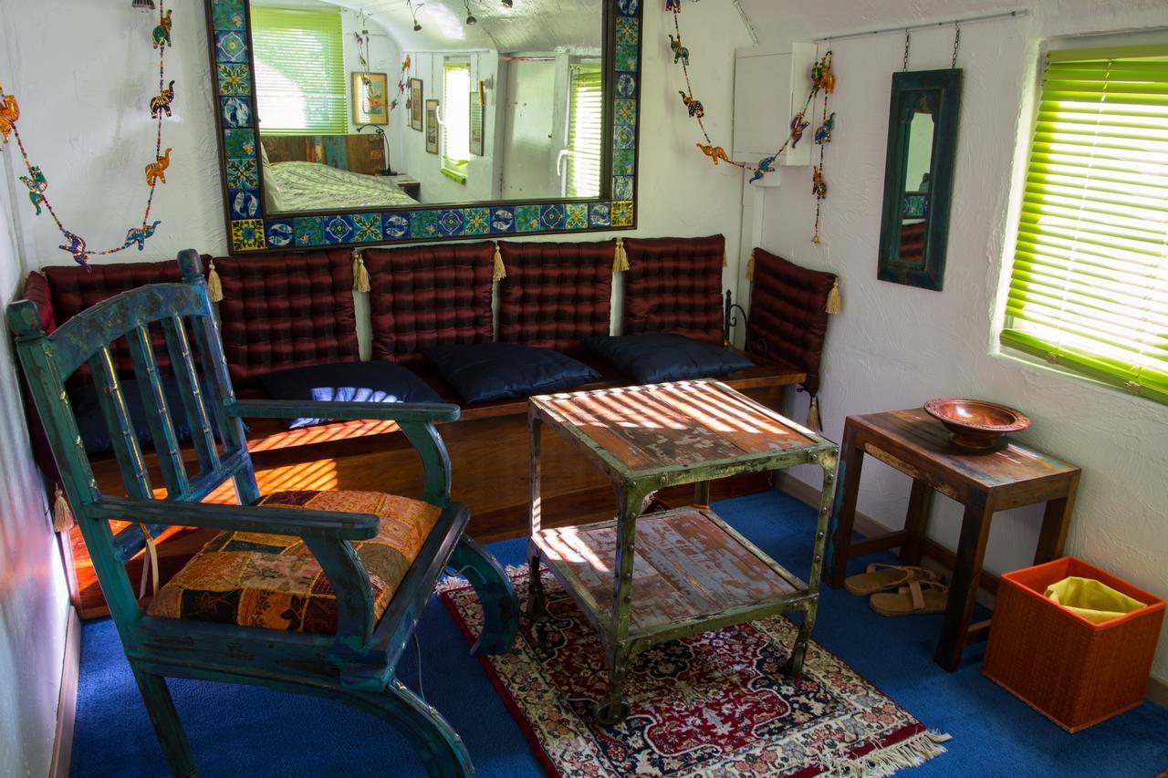 إيغل Crazy Lounge Bnb المظهر الخارجي الصورة